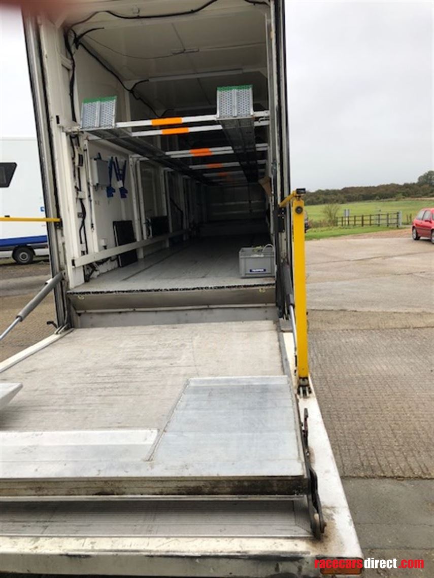 6-car-race-trailer-daf-tractor-unit