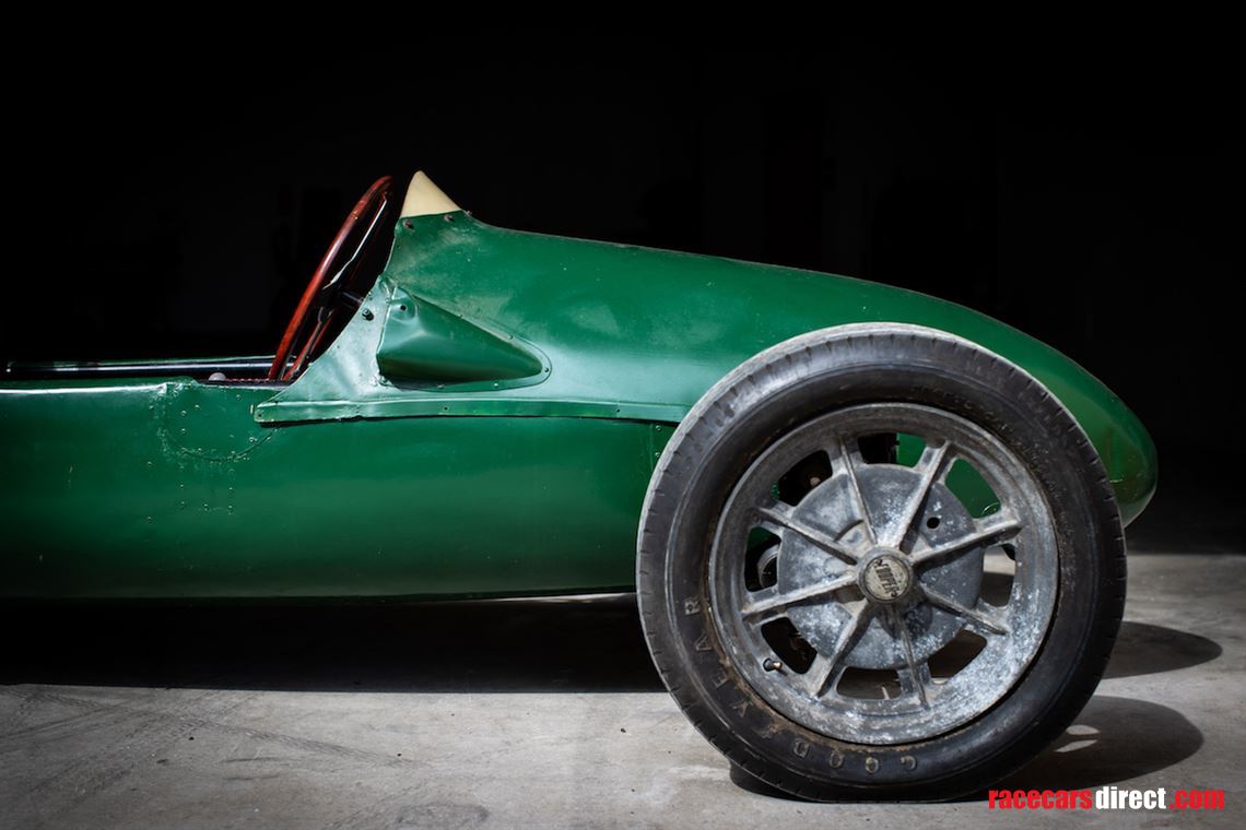 pair-of-early-cooper-f3-manx-norton-500cc-pro