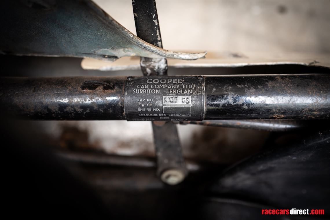 pair-of-early-cooper-f3-manx-norton-500cc-pro