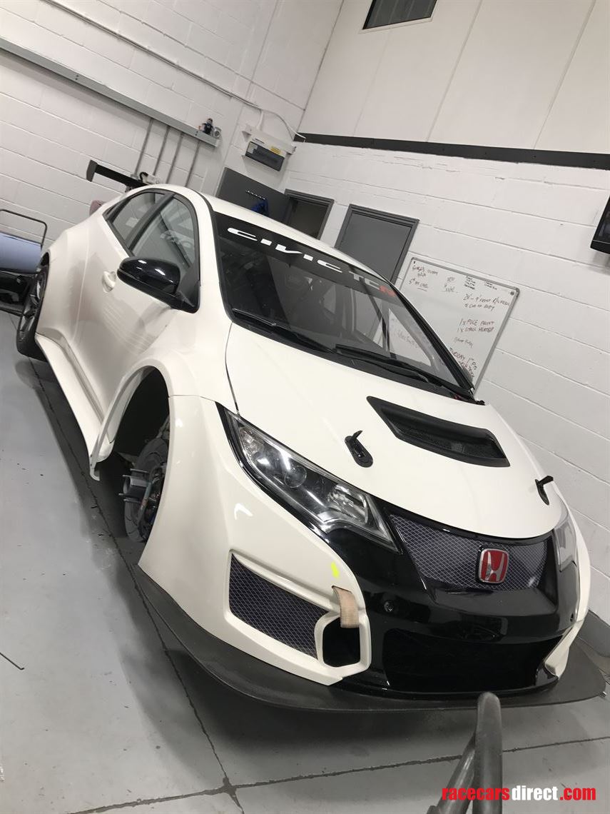 2016-honda-civic-tcr-fk2