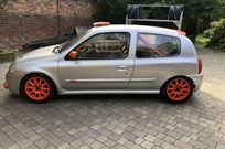 clio-172-phase-1-track-car