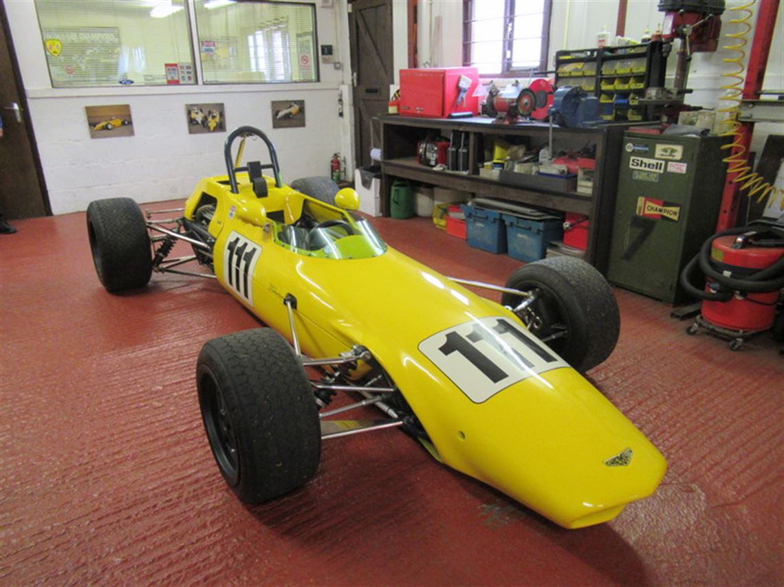 chevron-b17-formula-3---must-be-sold