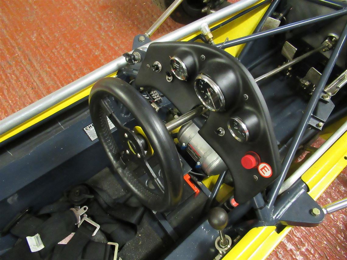 chevron-b17-formula-3---must-be-sold