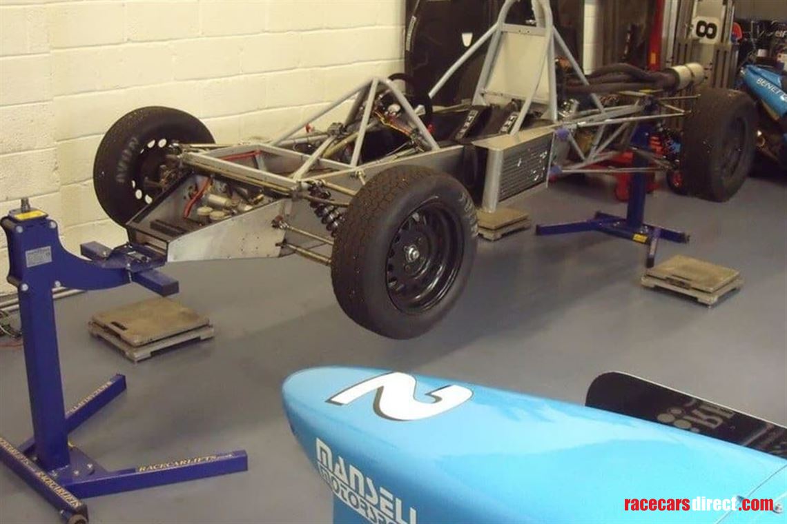 race-car-lift-stands