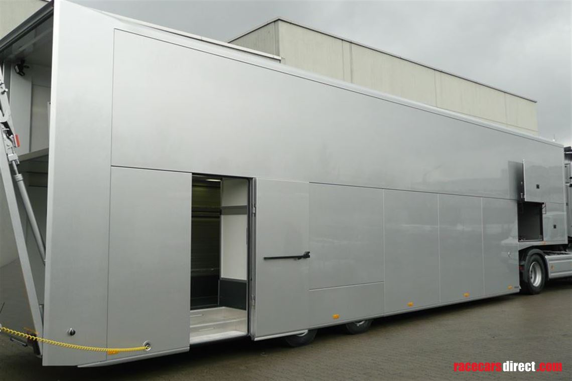 hofmann-motorsport-racetrailer-my-2008