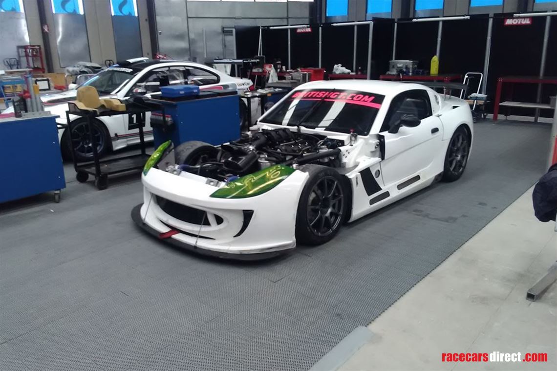 Ginetta G55 GT4 in preparation ubai 2019