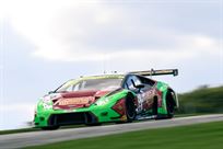 2x-lamborghini-huracan-gt3-race-cars