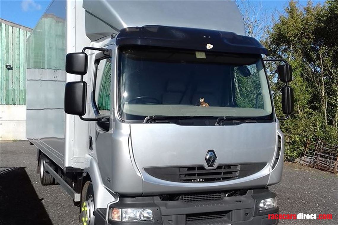 renault-midlum-75t-race-transporter