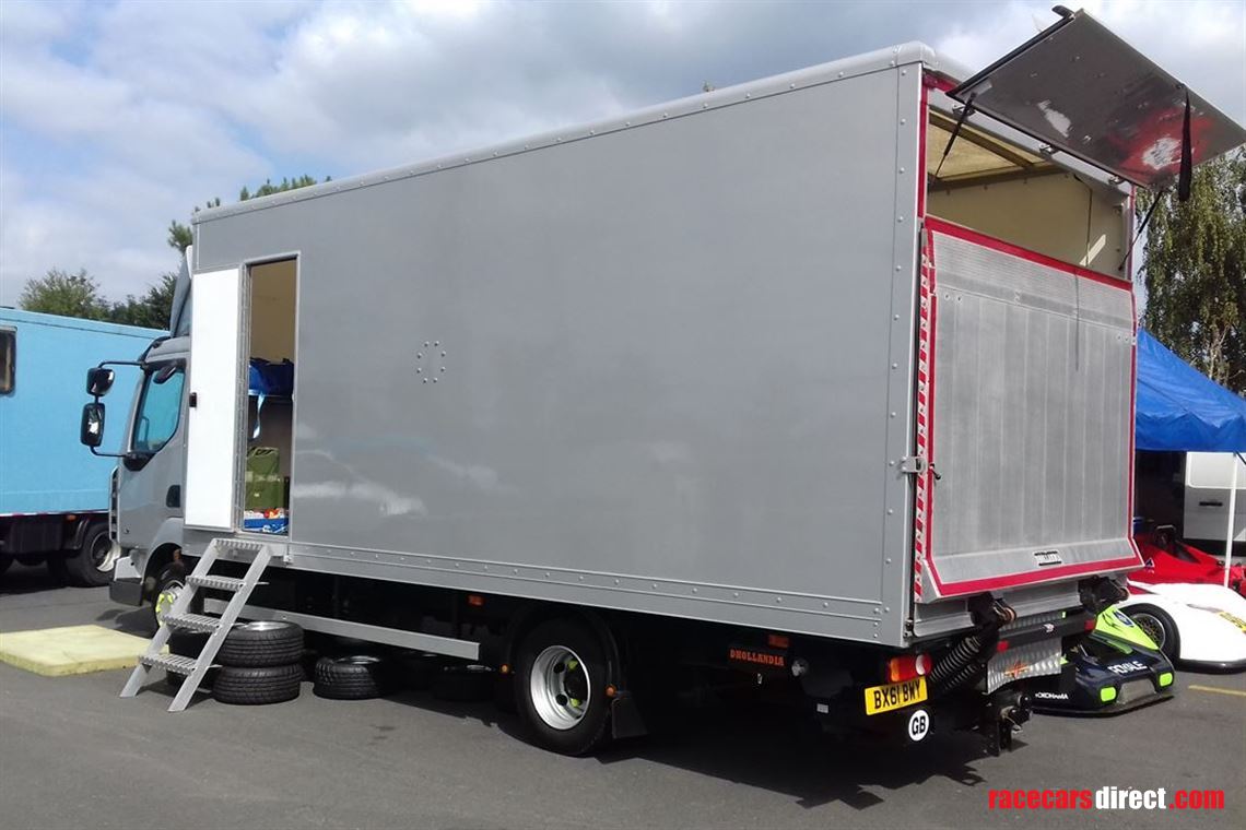 renault-midlum-75t-race-transporter