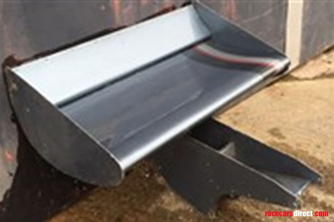 large-1970s-single-seater-rear-wing---pilbeam