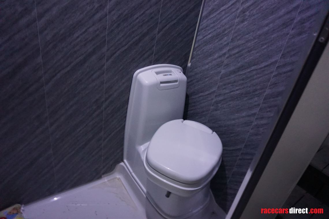 volvo-440-newly-converted-race-coach