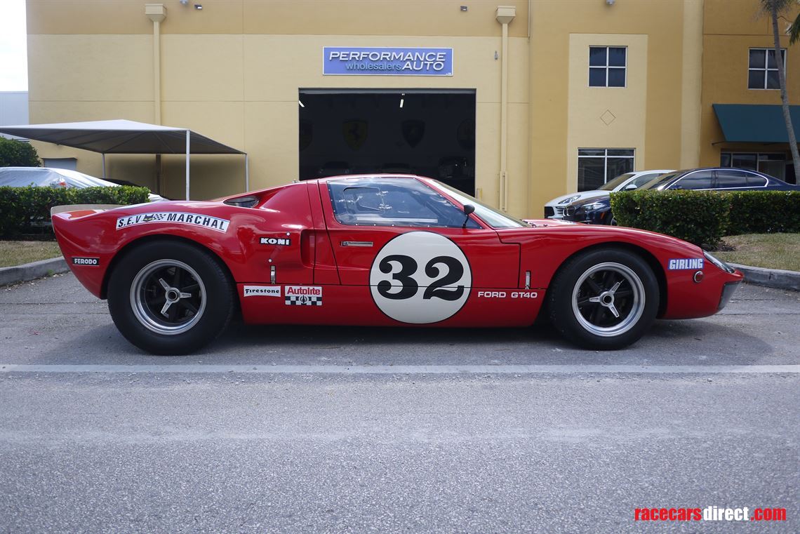 1966-ford-gt40-mk1-rcr-replica