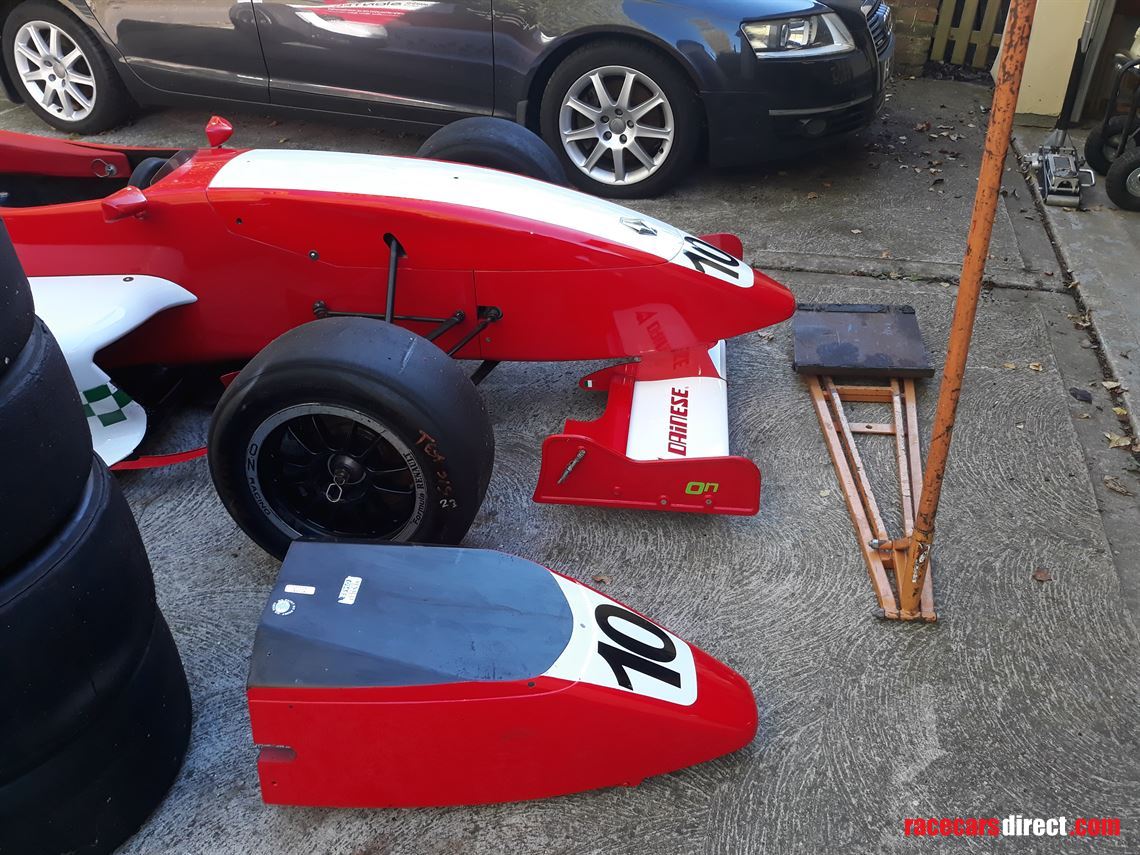 formula-renault-20l-tatuus-2004