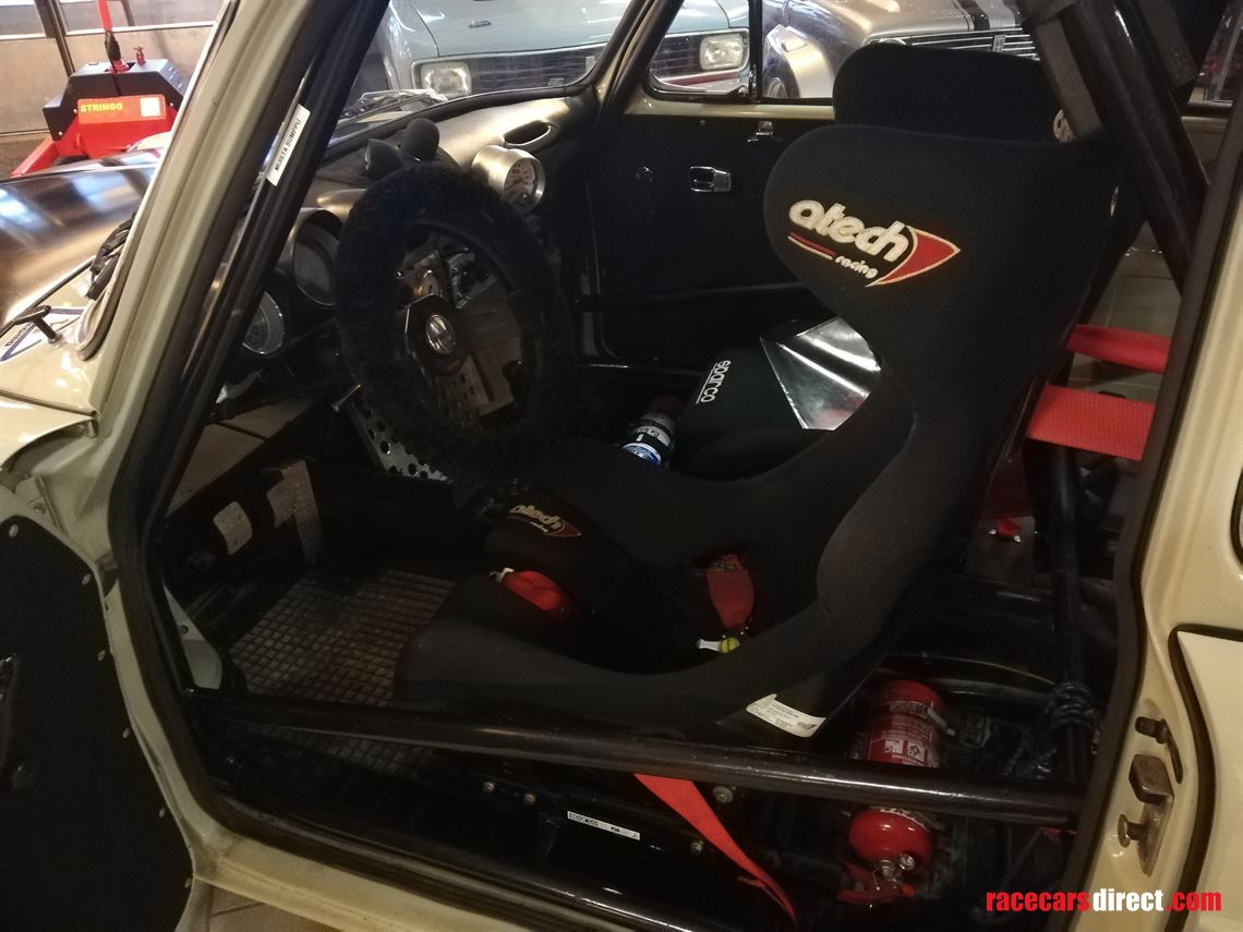 volkswagen-1600tl-fastback-rally-car