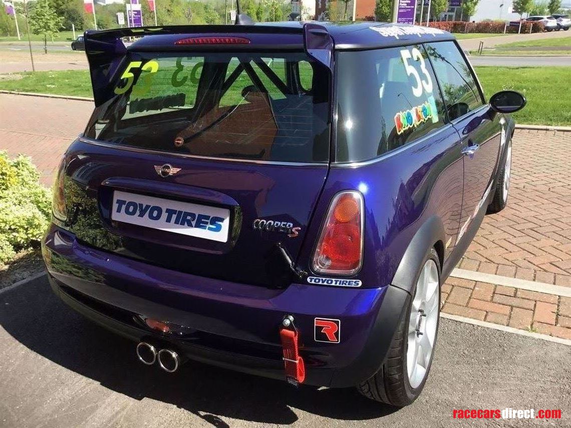 mini-cooper-s-r53-race-track-car