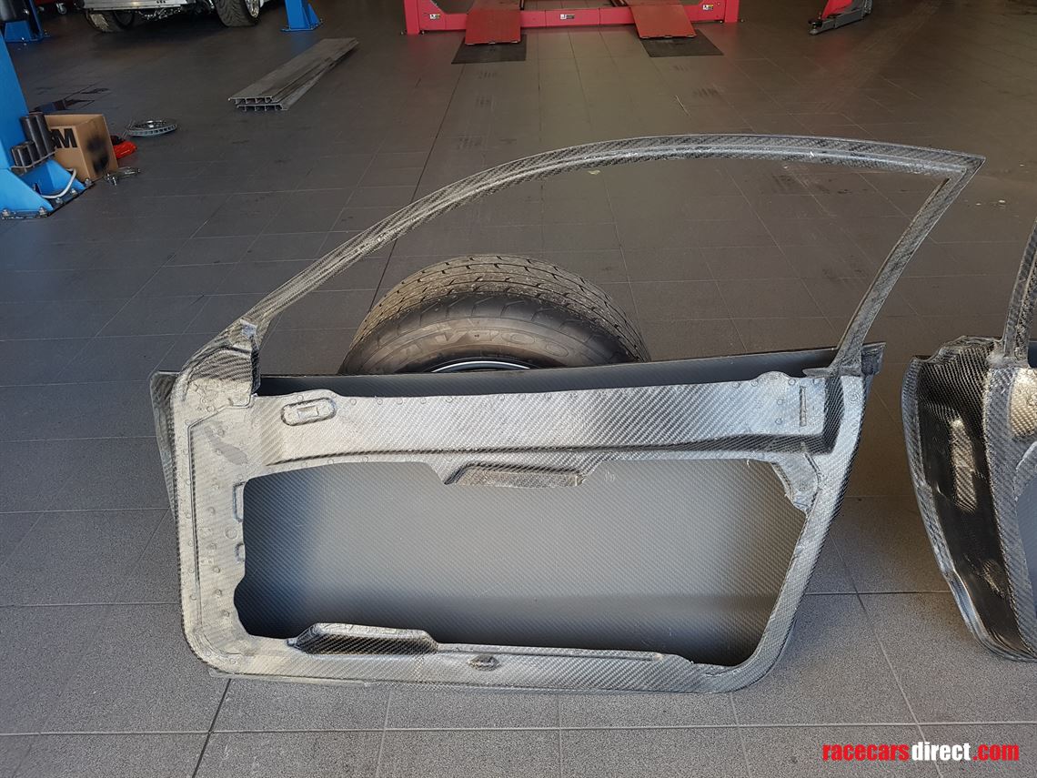 ferrari-430360-carbon-doors