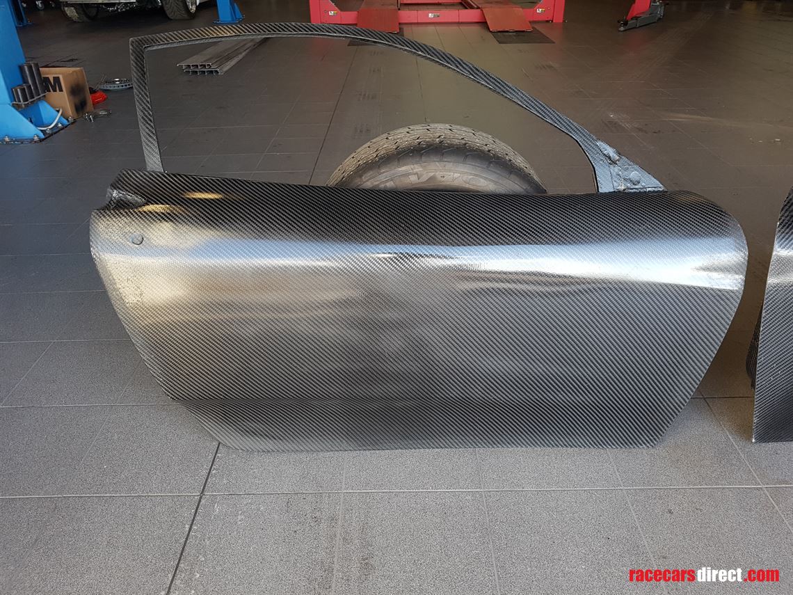 ferrari-430360-carbon-doors