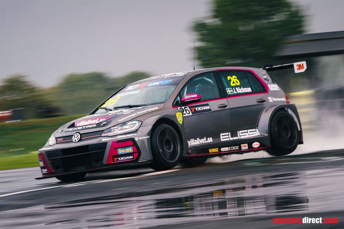 volkswagen-golf-gti-tcr