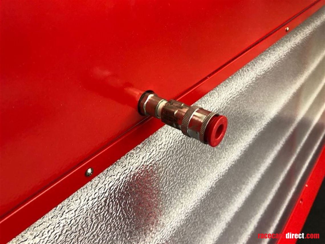 showtrax-light-power-hood