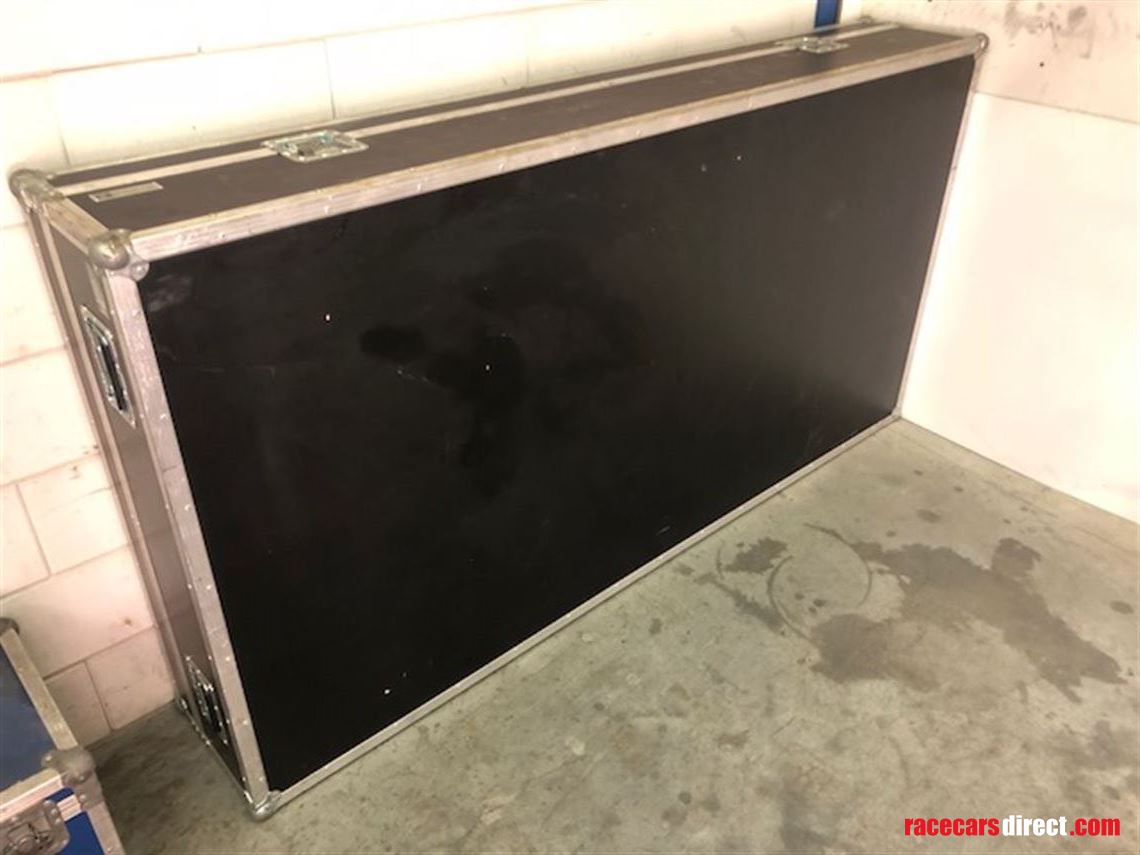 carbon-caseliner-led-light-power-hood