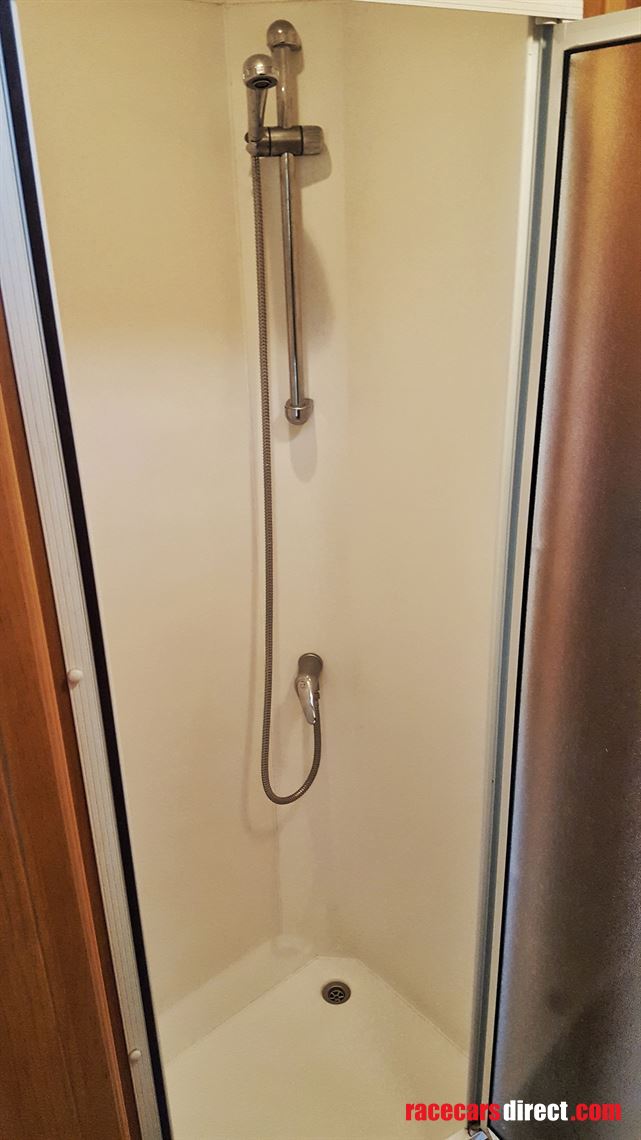 rs-motorhome-racecruiser