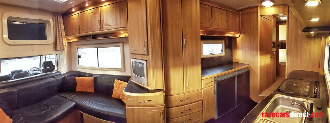 rs-motorhome-racecruiser