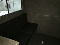 scania-18t-rigid-transporter-with-living-hopk