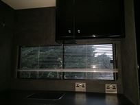 scania-18t-rigid-transporter-with-living-hopk