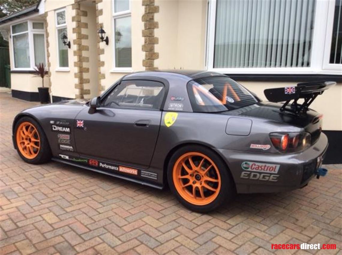 honda-s-2000-race-track-car