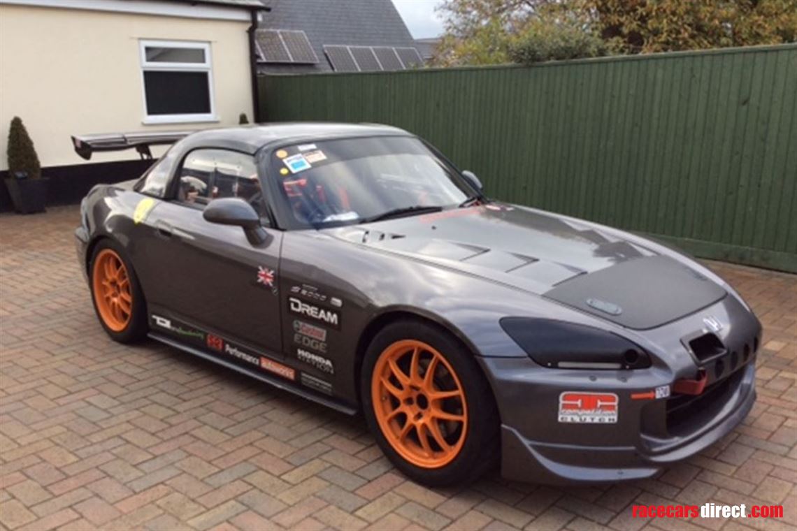 honda-s-2000-race-track-car