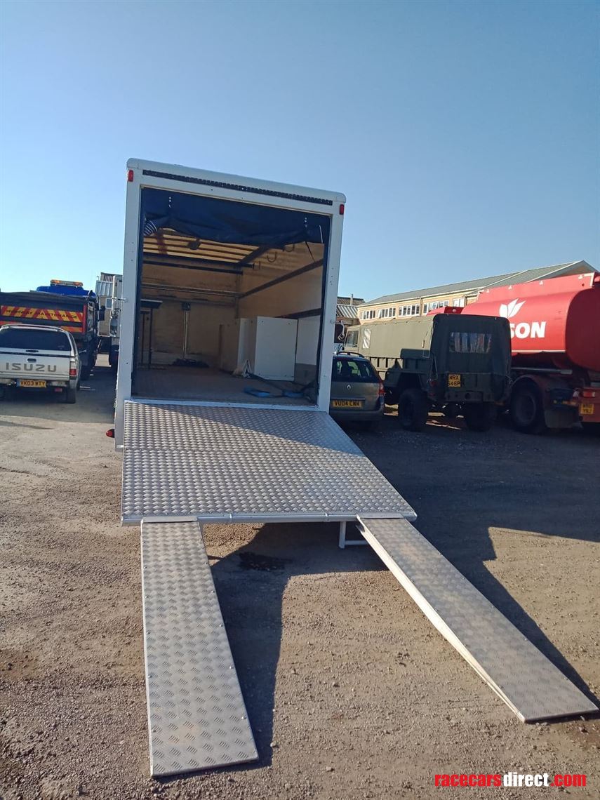 mercedes-atego-75t-race-truckcar-transport