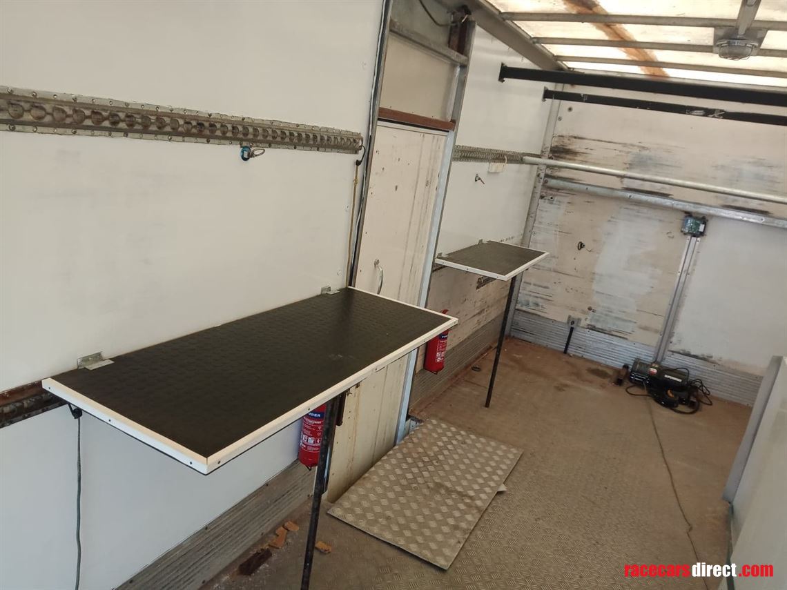 mercedes-atego-75t-race-truckcar-transport