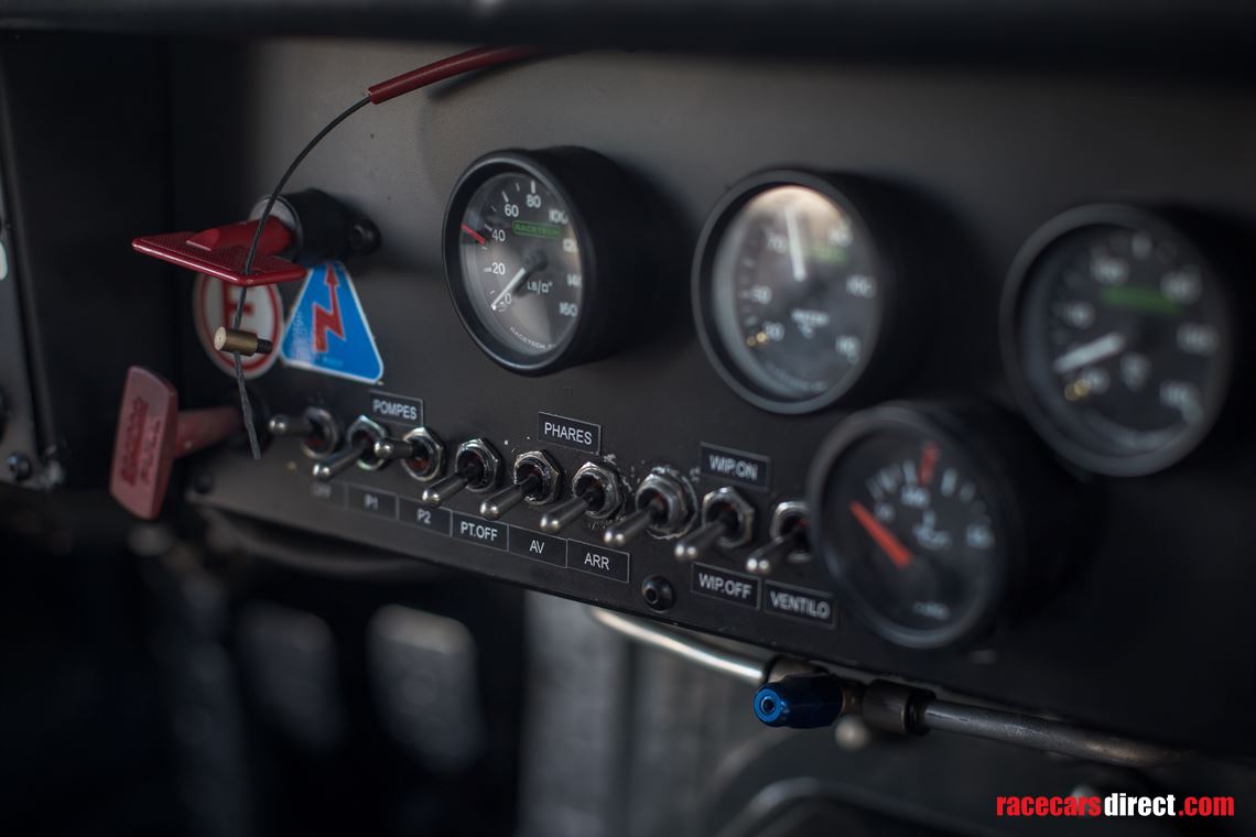 jaguar-e-type-38-fhc-coupe-fia