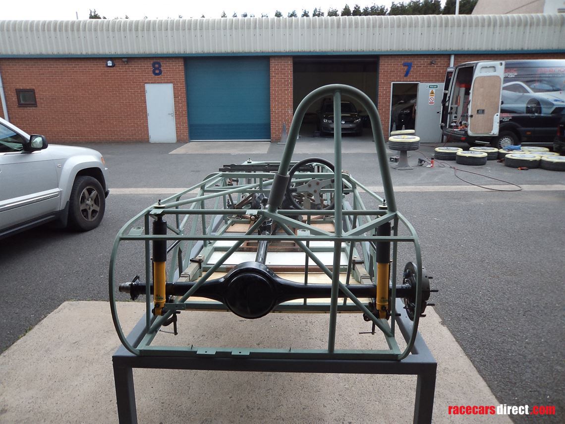 1960s-mallock-u2-mk-2