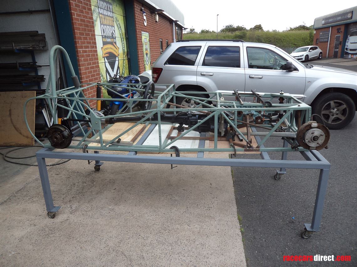 1960s-mallock-u2-mk-2