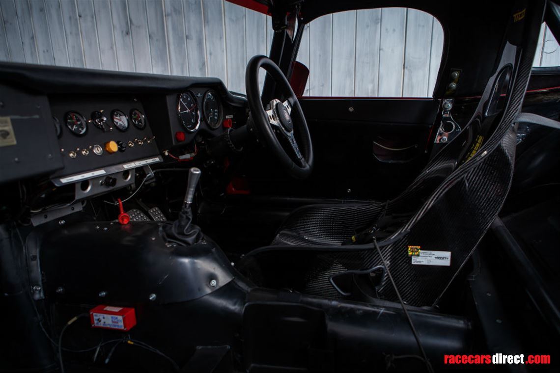 1962-jaguar-e-type-to-fia-semi-lightweight-sp