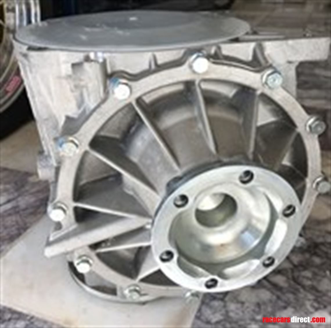 db9-rear-diffauto-with-limited-slip-different