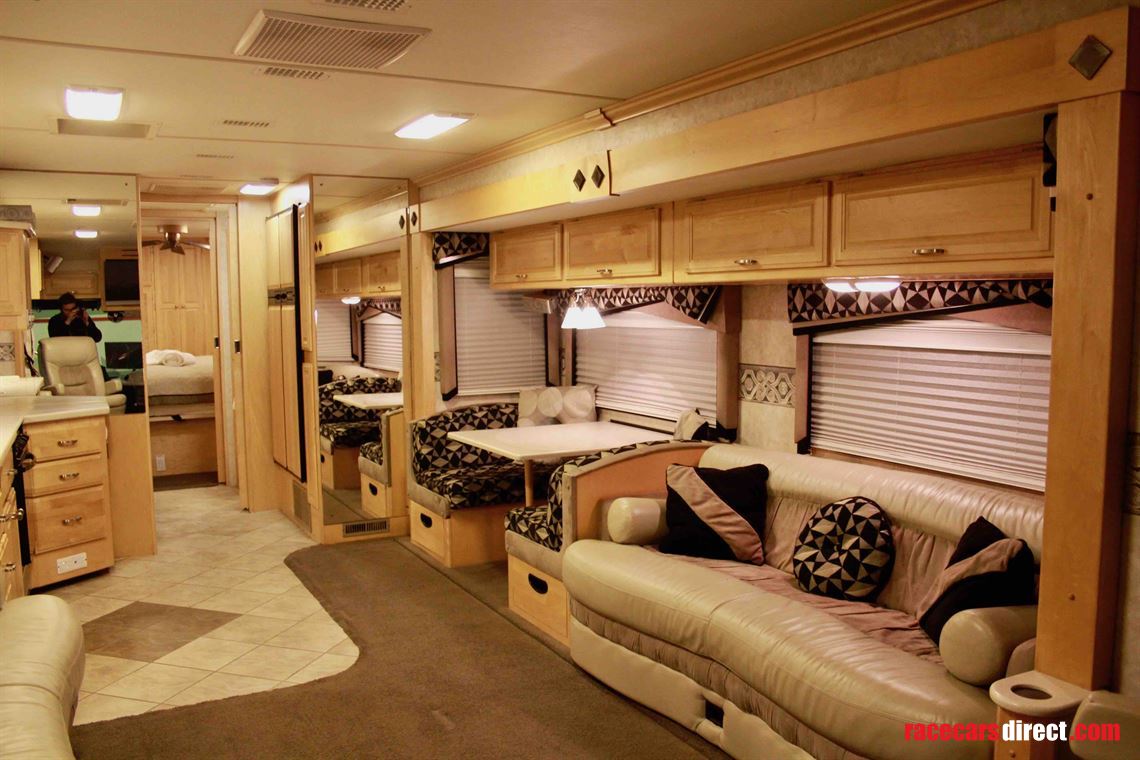 fleetwood-revolution-40l