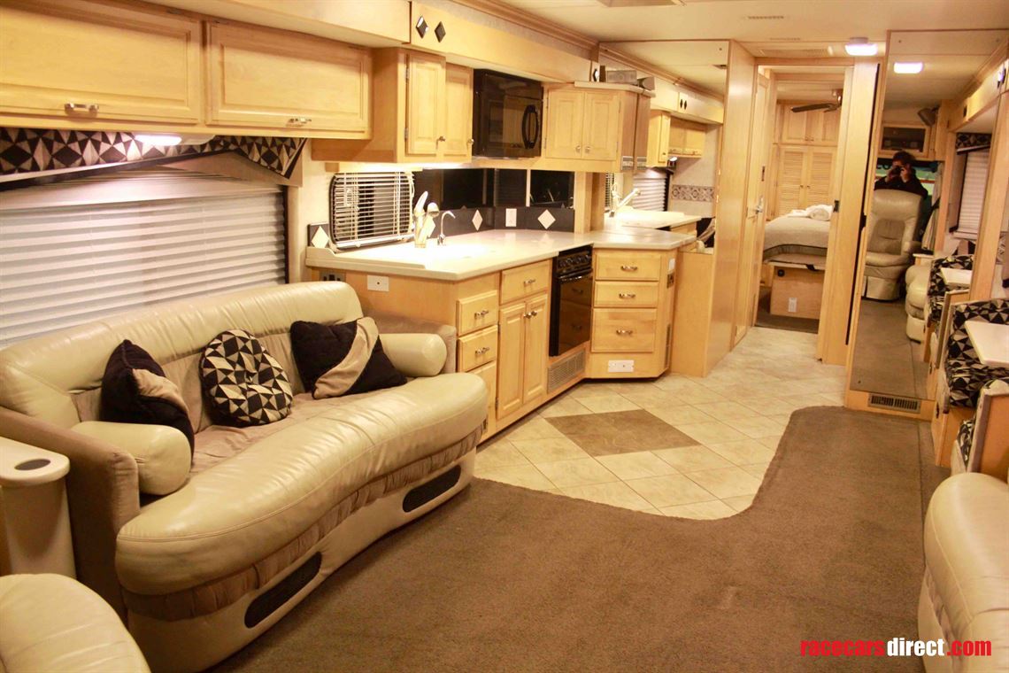 fleetwood-revolution-40l