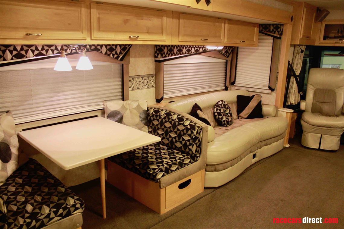 fleetwood-revolution-40l