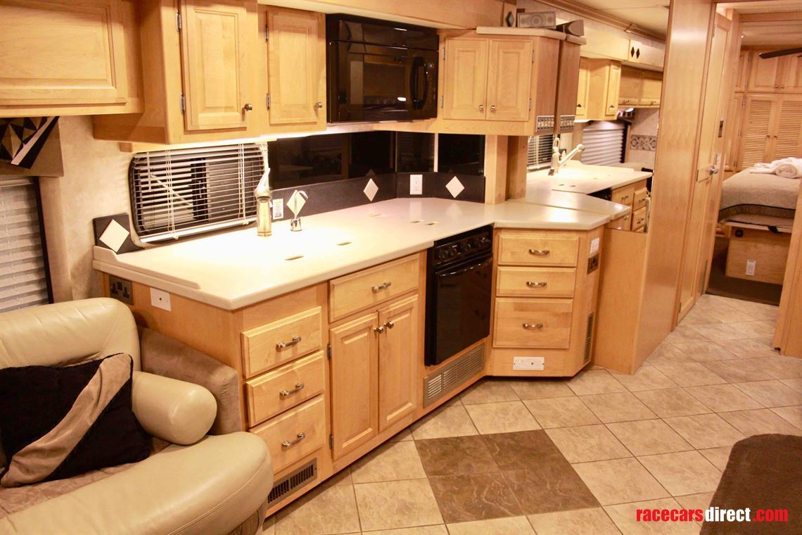 fleetwood-revolution-40l