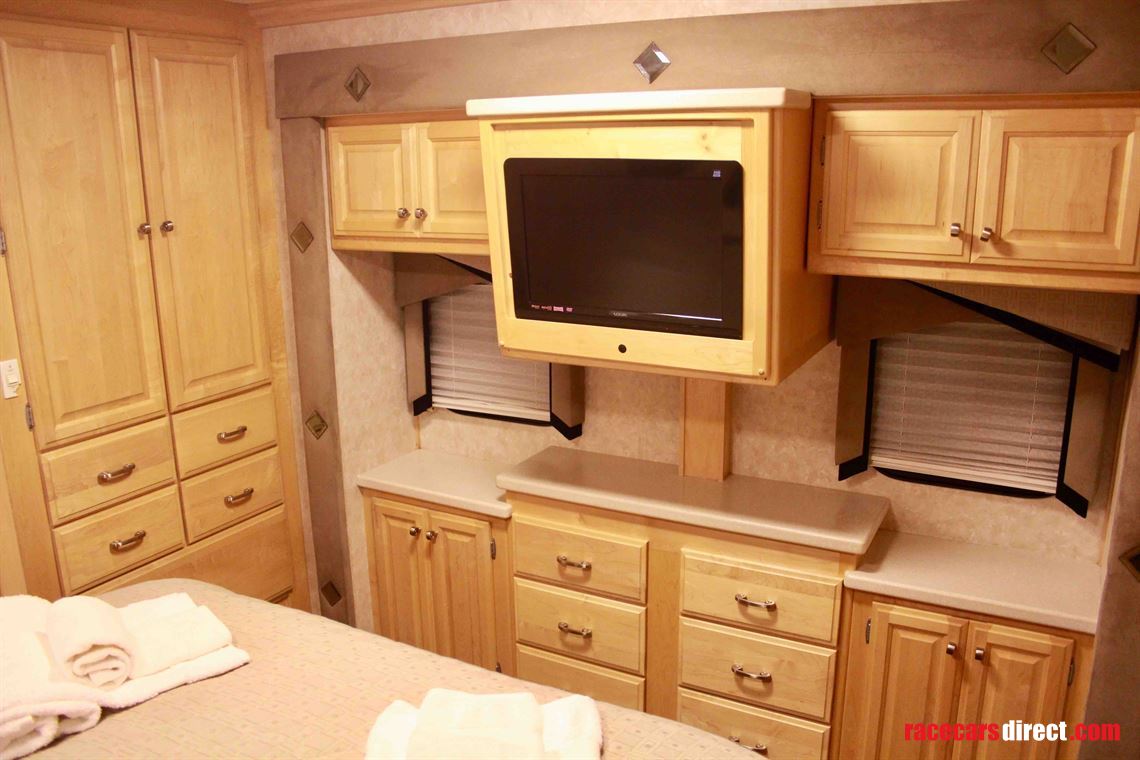 fleetwood-revolution-40l