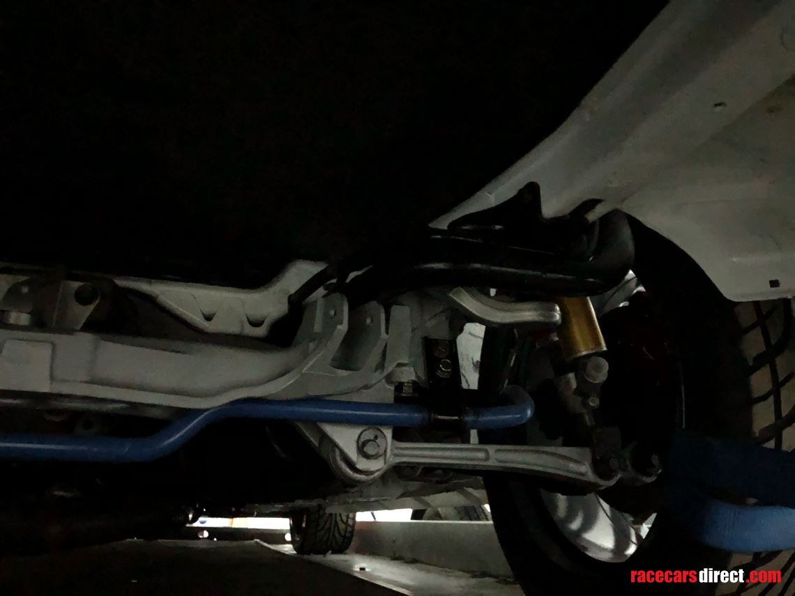 mitsubishi-evo-v-5-rs-track-race-rally