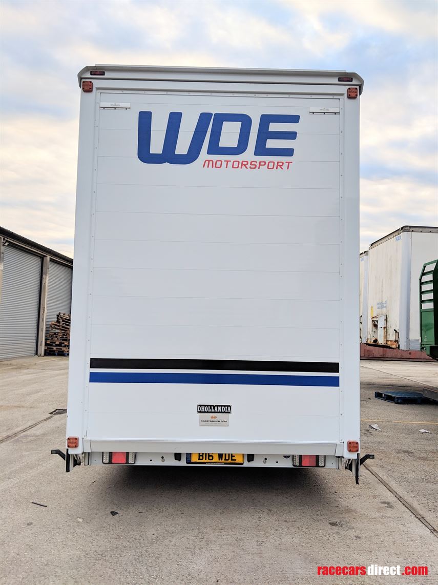 4-car-race-trailer-with-luxury-office-awning