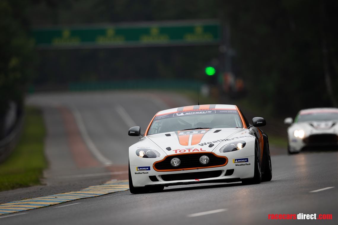 aston-martin-vantage-gt4