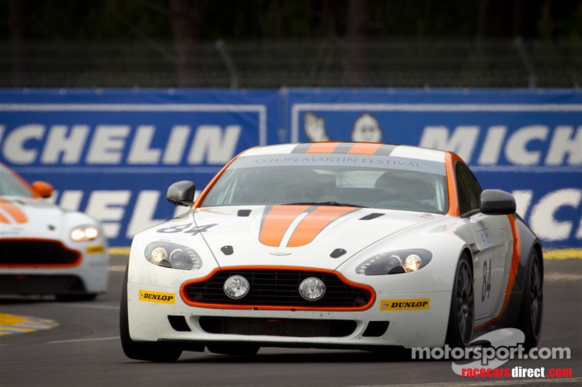 aston-martin-vantage-gt4