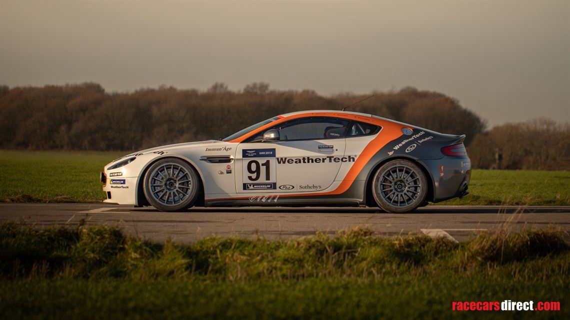 aston-martin-vantage-gt4