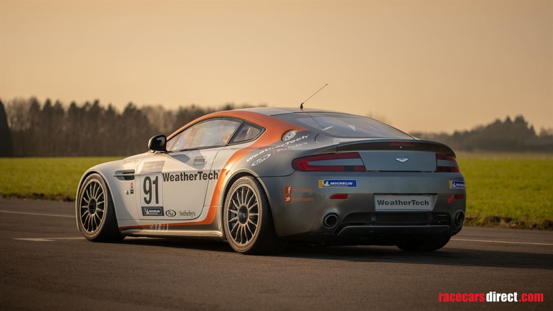 aston-martin-vantage-gt4