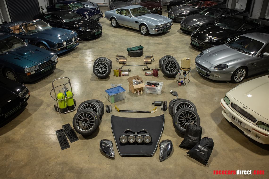 aston-martin-vantage-gt4