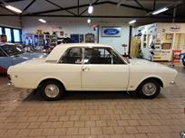 ford-cortina-1600gt-1968-2-door